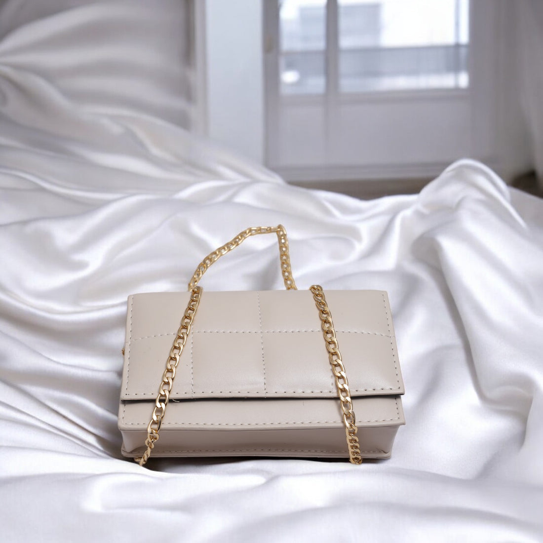 Elsa Everyday in White