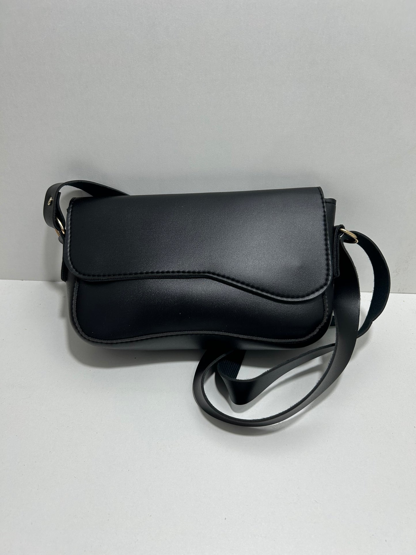 Rio Crossbody